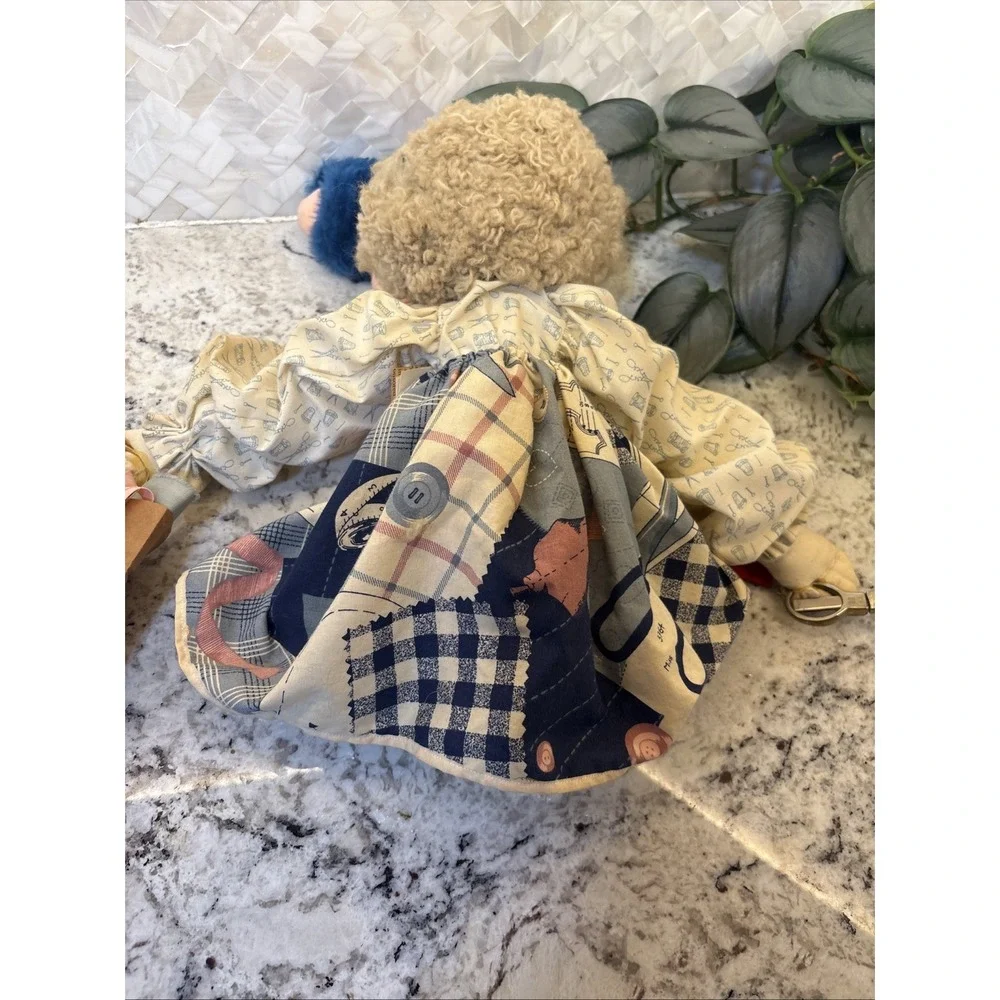 Vintage Homemade? Quilting Lady Doll Sewing Thread Fabric Thread Shopping Button